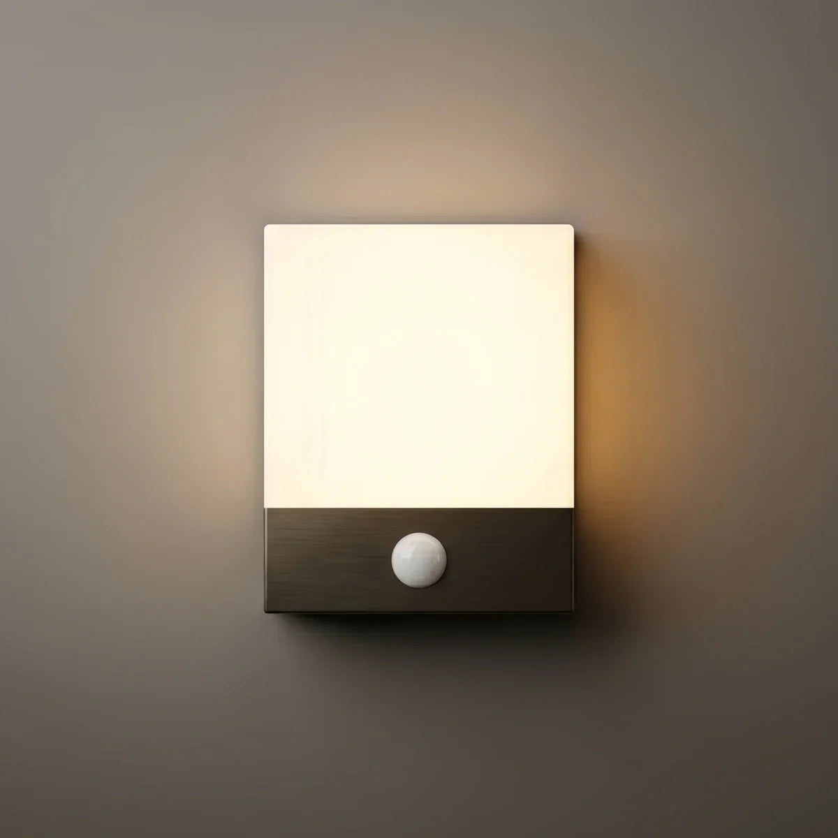 Modern Outdoor Wall Lamp --Metal/Acrylic Square Design for Garden - Flindria