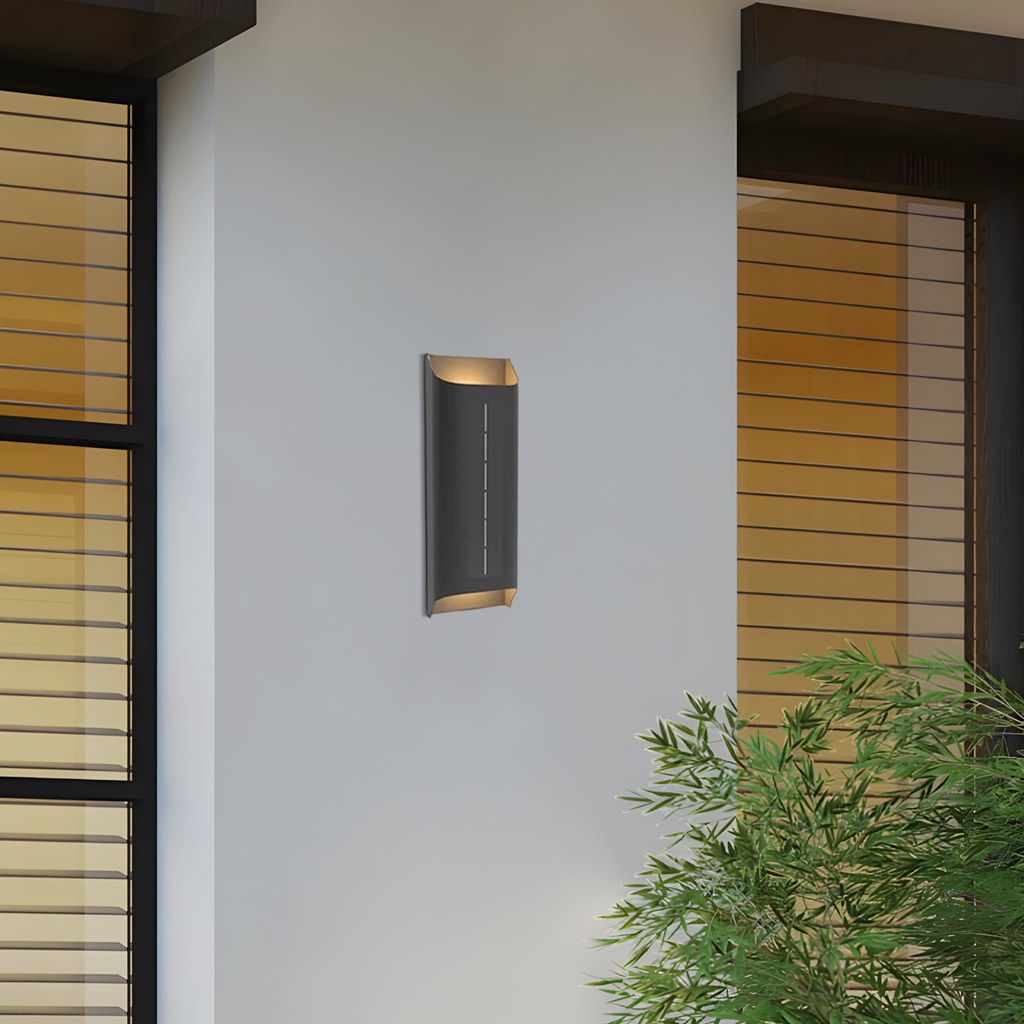 Modern Solar Wall Sconce – Black Metal Courtyard/Garden - Flindria