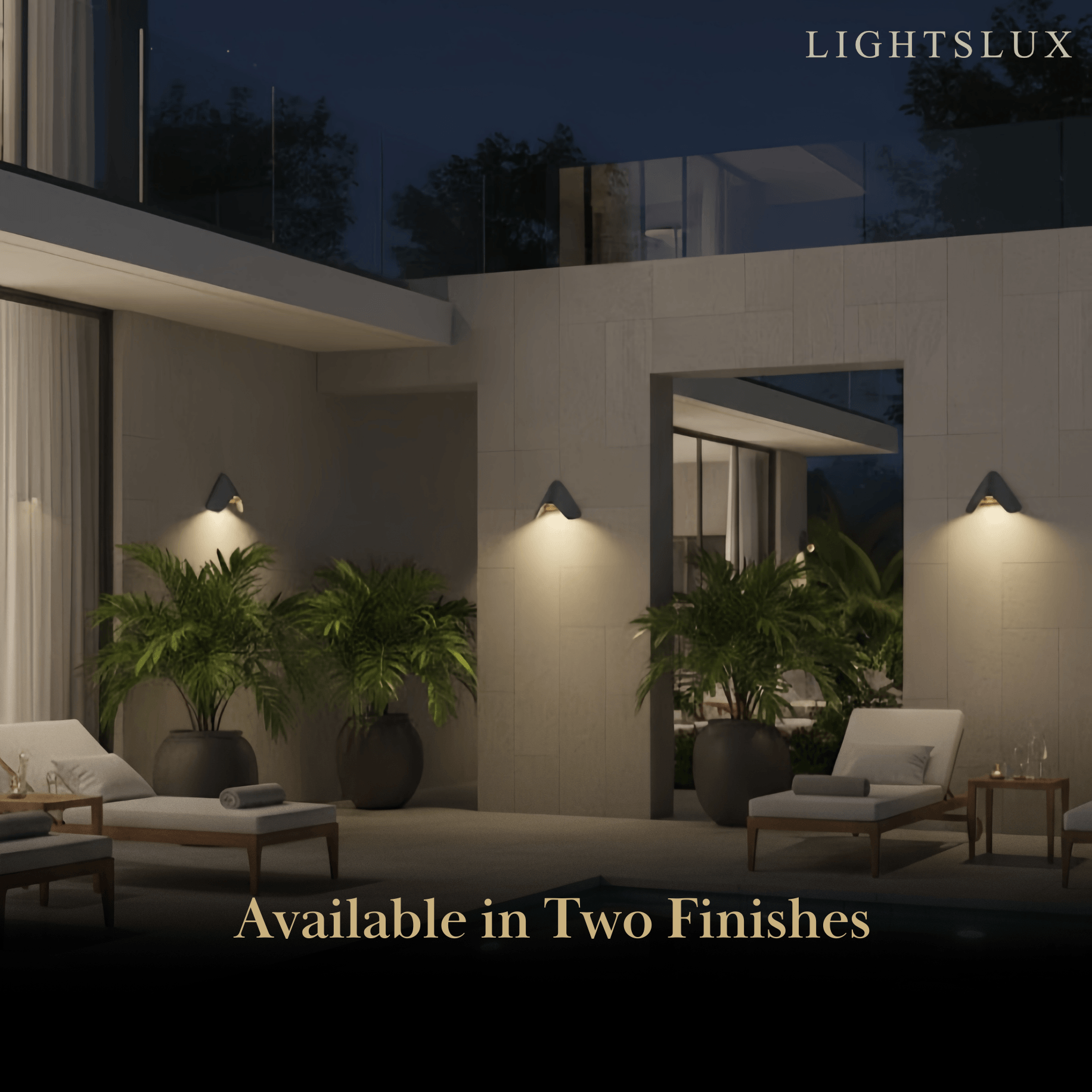 Modern Triangle Wall Lamp - Black/White Metal Outdoor Light for Garden - Flindria