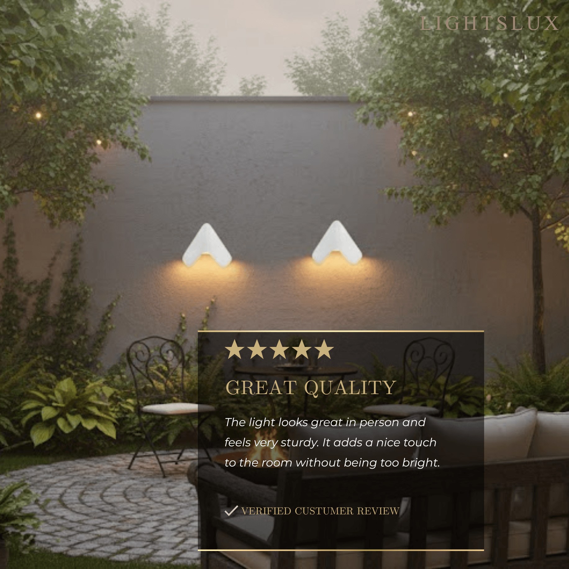 Modern Triangle Wall Lamp - Black/White Metal Outdoor Light for Garden - Flindria