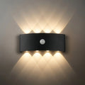 Modern Outdoor Wall Lamp - Black/White Metal Design for Corridor & Garden - Flindria