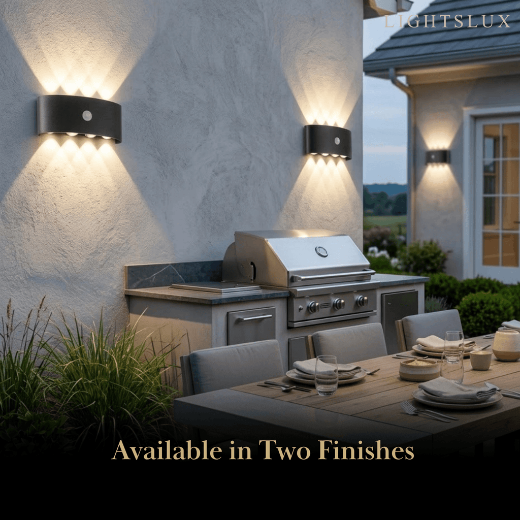 Modern Outdoor Wall Lamp - Black/White Metal Design for Corridor & Garden - Flindria