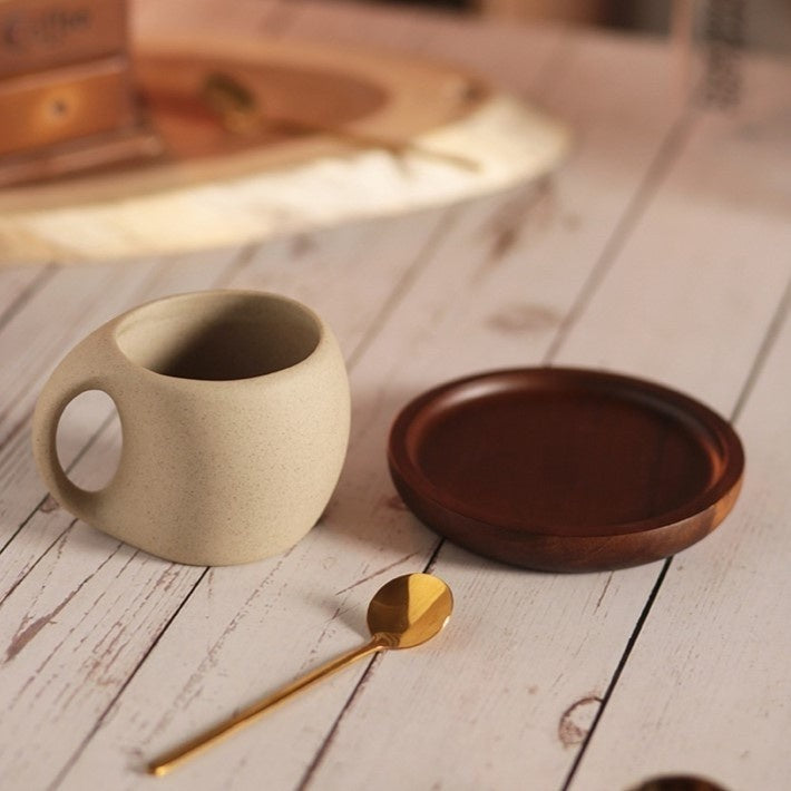 Hana keramisk kaffekoppsset med japansk inspiration — bambufat och sked ingår