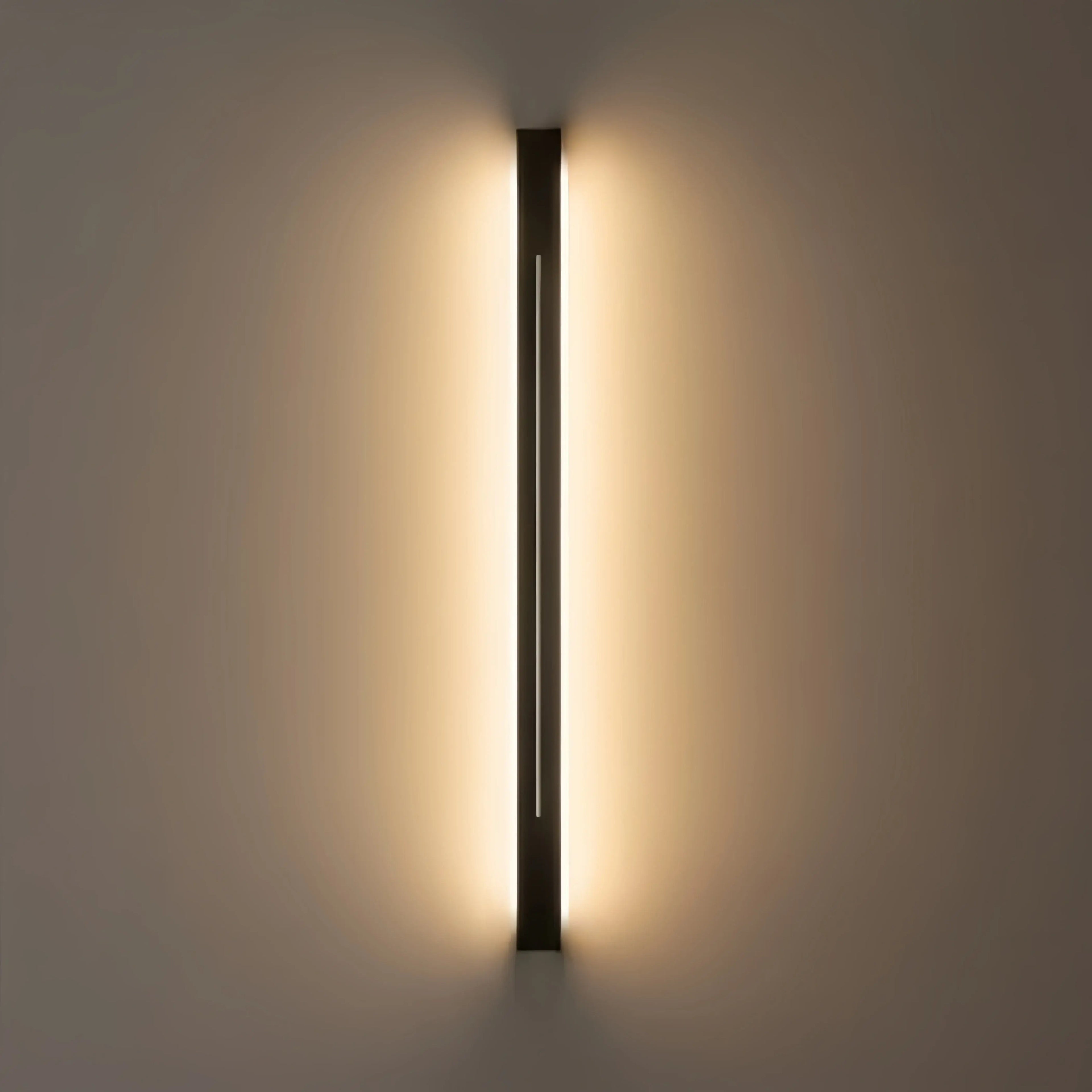 Minimalist LED Wall Lamp – Black/Gold for Bedroom - Flindria