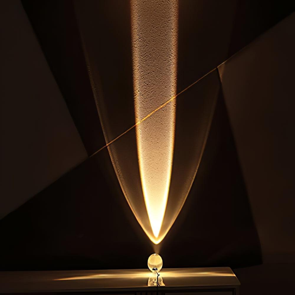 Lume Glasglobus Tischlampe mit Metallbasis für warmes Ambiente