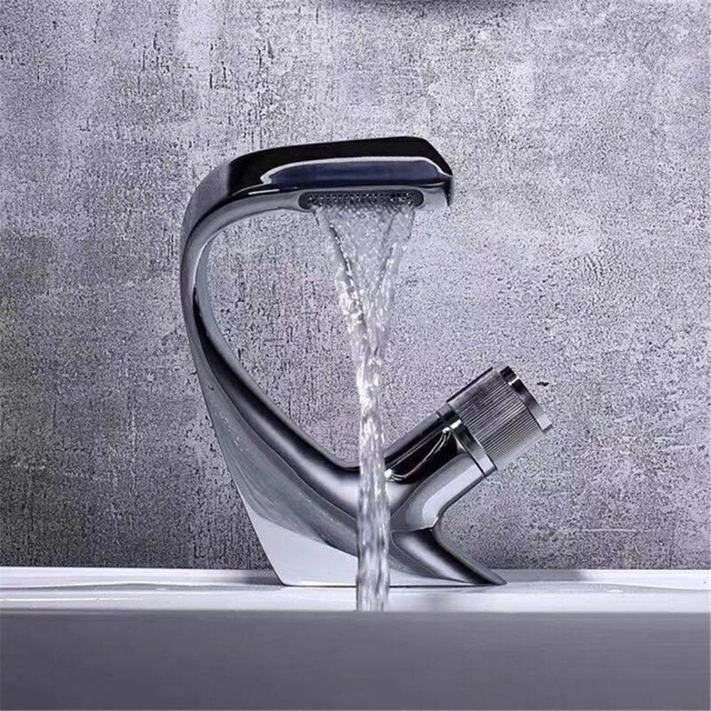 Waschtischarmatur Austin — Einhebelmischer mit Wasserfallauslauf