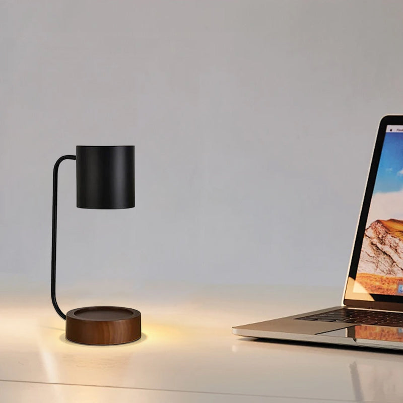 Minimalistisk bordlampe - sort/hvid metal & træ design til arbejdsrum - Flindria