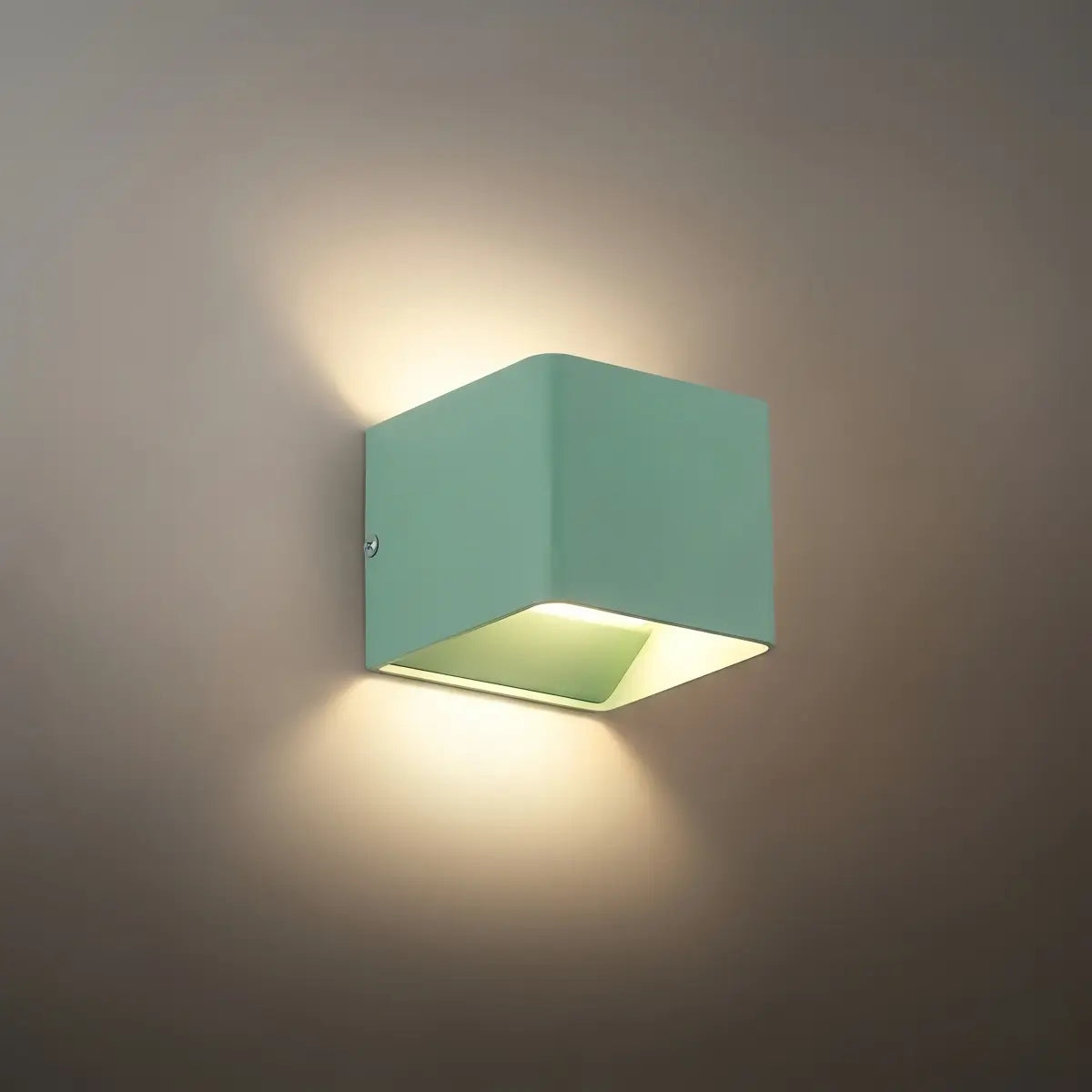 Applique Murale Carrée Moderne en Métal - 6 Couleurs pour Chambre - Flindria
