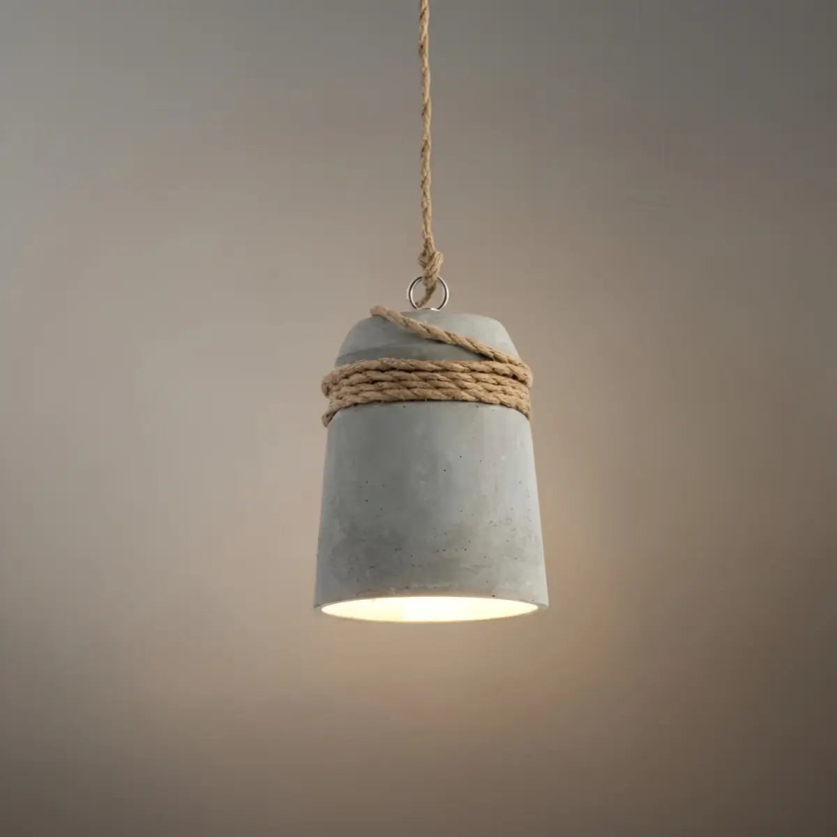 Industriële grijze cement hanglamp – tonvorm voor keukeneiland/eetkamer - Flindria