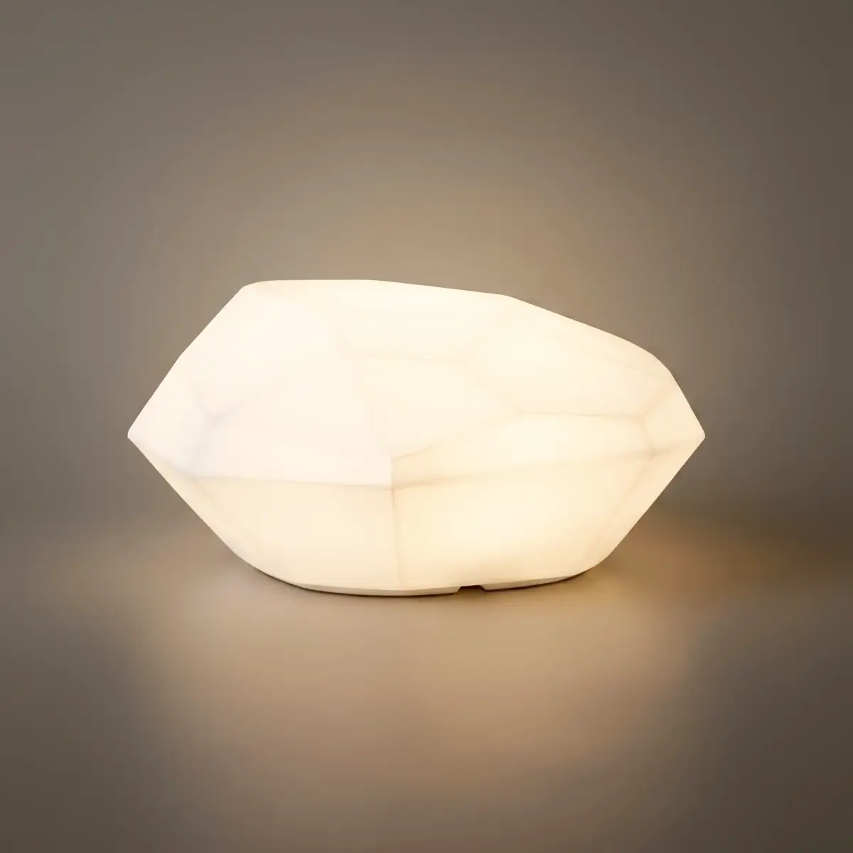 Art Deco RGB Pathway Light - Rechargeable Rock Design for Outdoor/Garden - Flindria