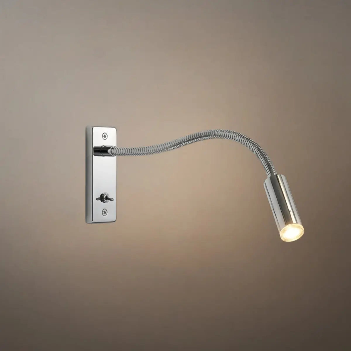 Minimalist Linear Wall Lamp - Bronze/Chrome/Nickel Metal for Bedroom - Flindria