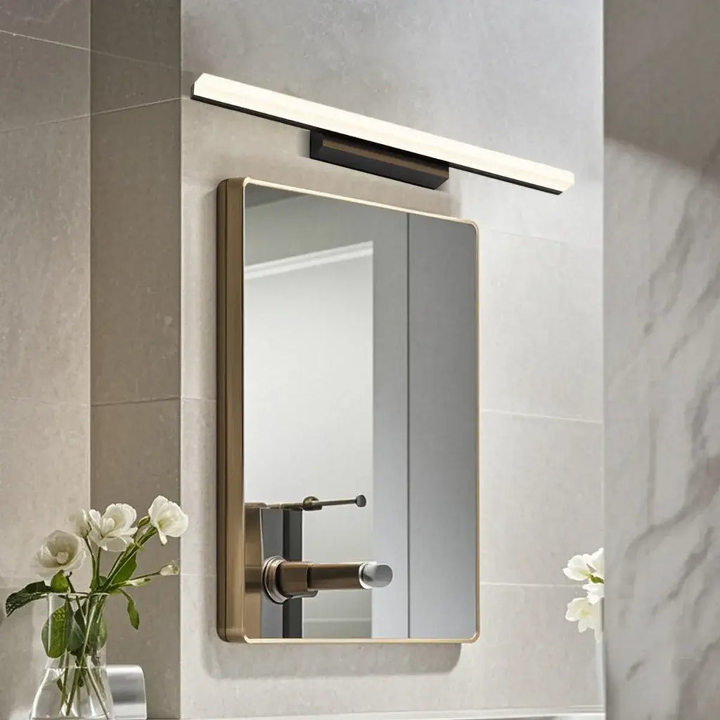 Minimalist Linear Vanity Wall Lamp – IP44 Metal in Black/Chrome Bathroom - Flindria
