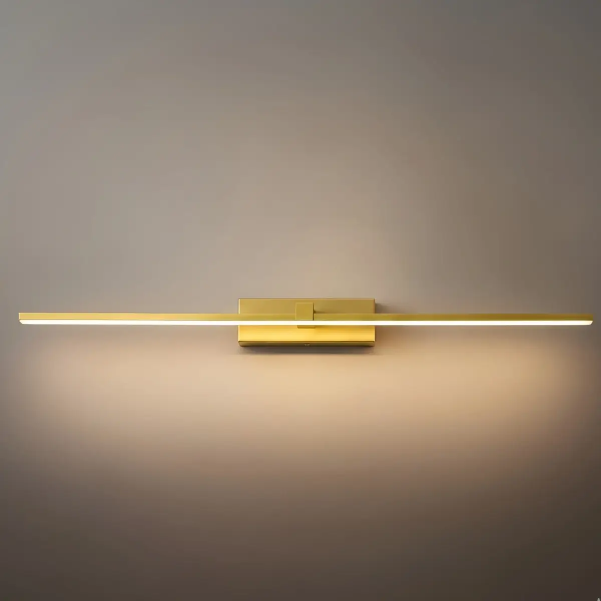 Modern Linear Wall Lamp - Gold Metal & Acrylic for Living Room - Flindria