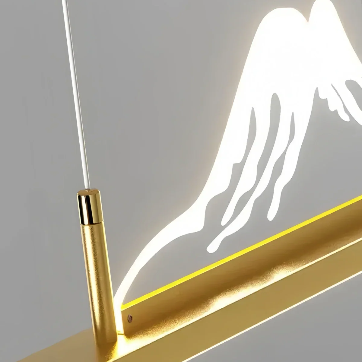 Modern Linear Pendant Light - Gold/Black Metal for Living Room - Flindria