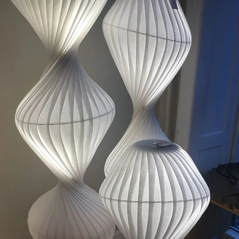 Art Deco Floor Lamp – White Pleated Fabric & Metal for Bedroom - Flindria