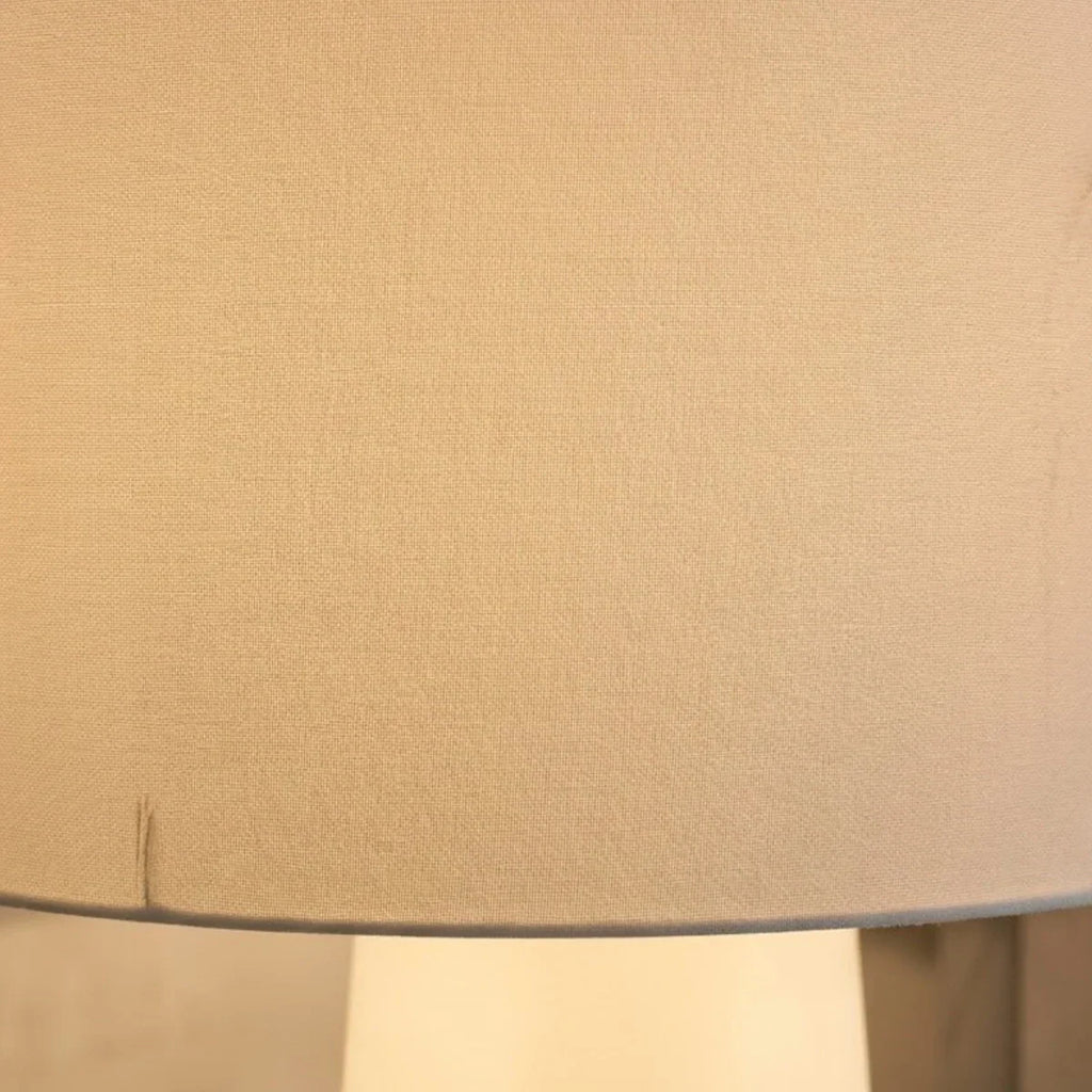 Minimalist Cylindrical Floor Lamp - White Metal & Fabric for Living Room - Flindria