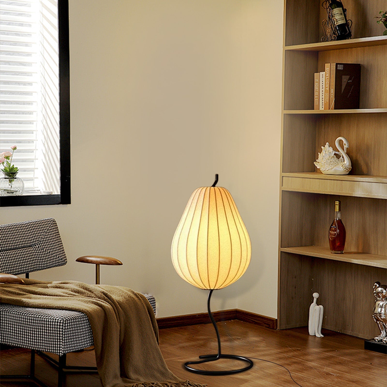 Japanese Style Floor Lamp with Pear-Shaped — White Metal for Bedroom - Flindria