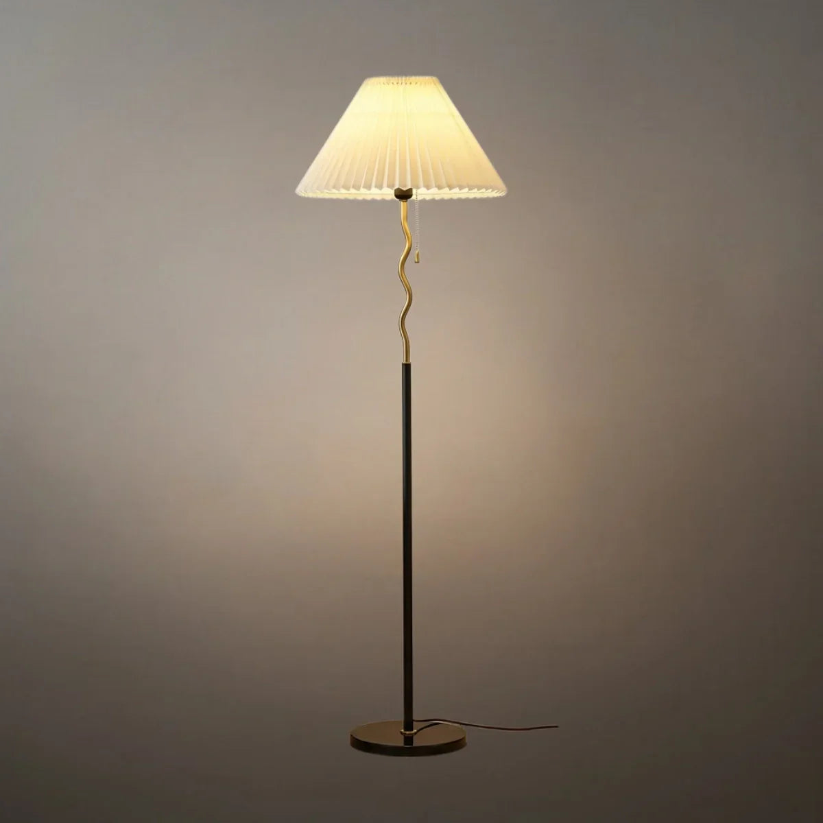 Minimalist Metal & Fabric Floor Lamp -- Black&White for Living Room/Bedroom - Flindria