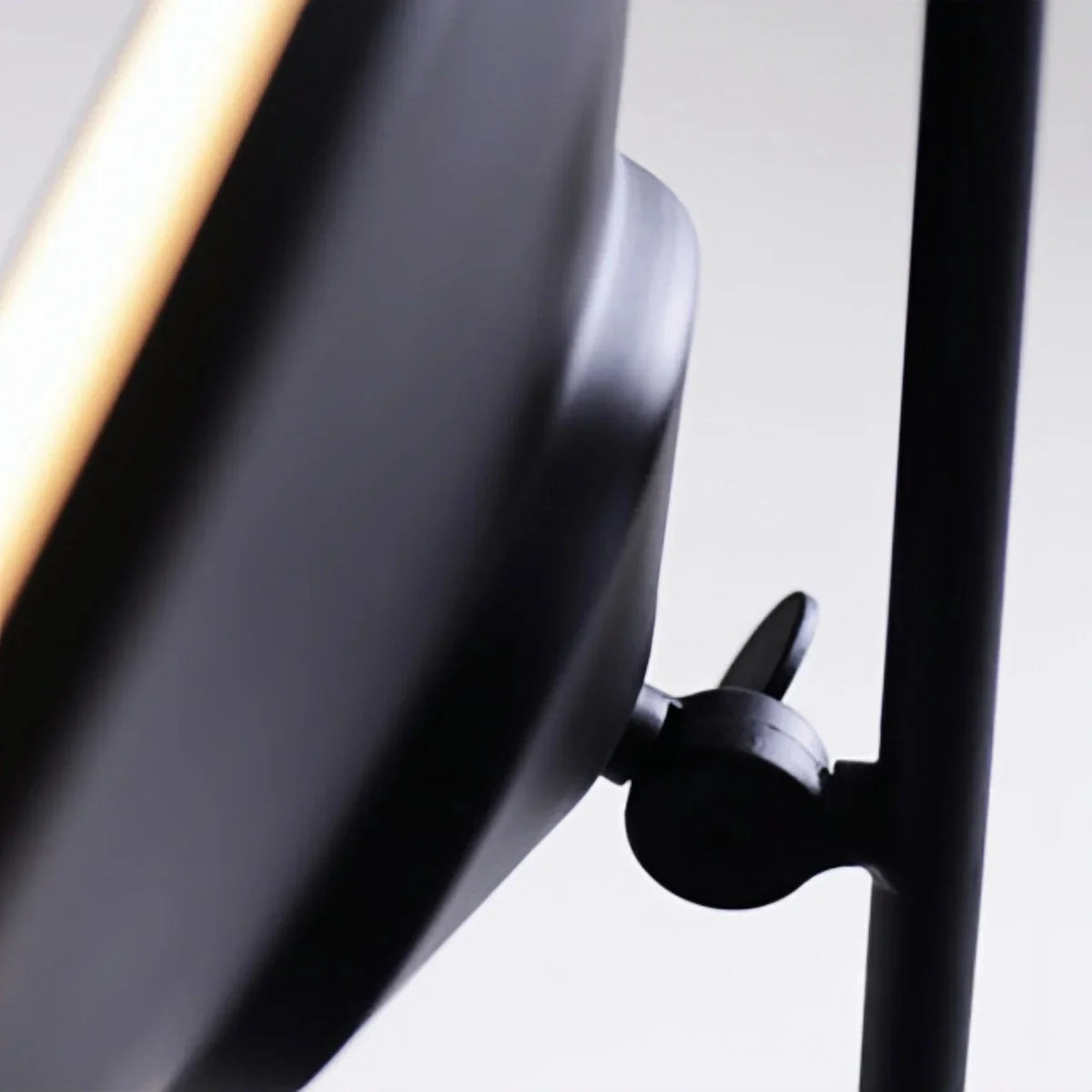 Lampadaire moderne - Trompette en métal noir avec capuche réglable pour chambre - Flindria