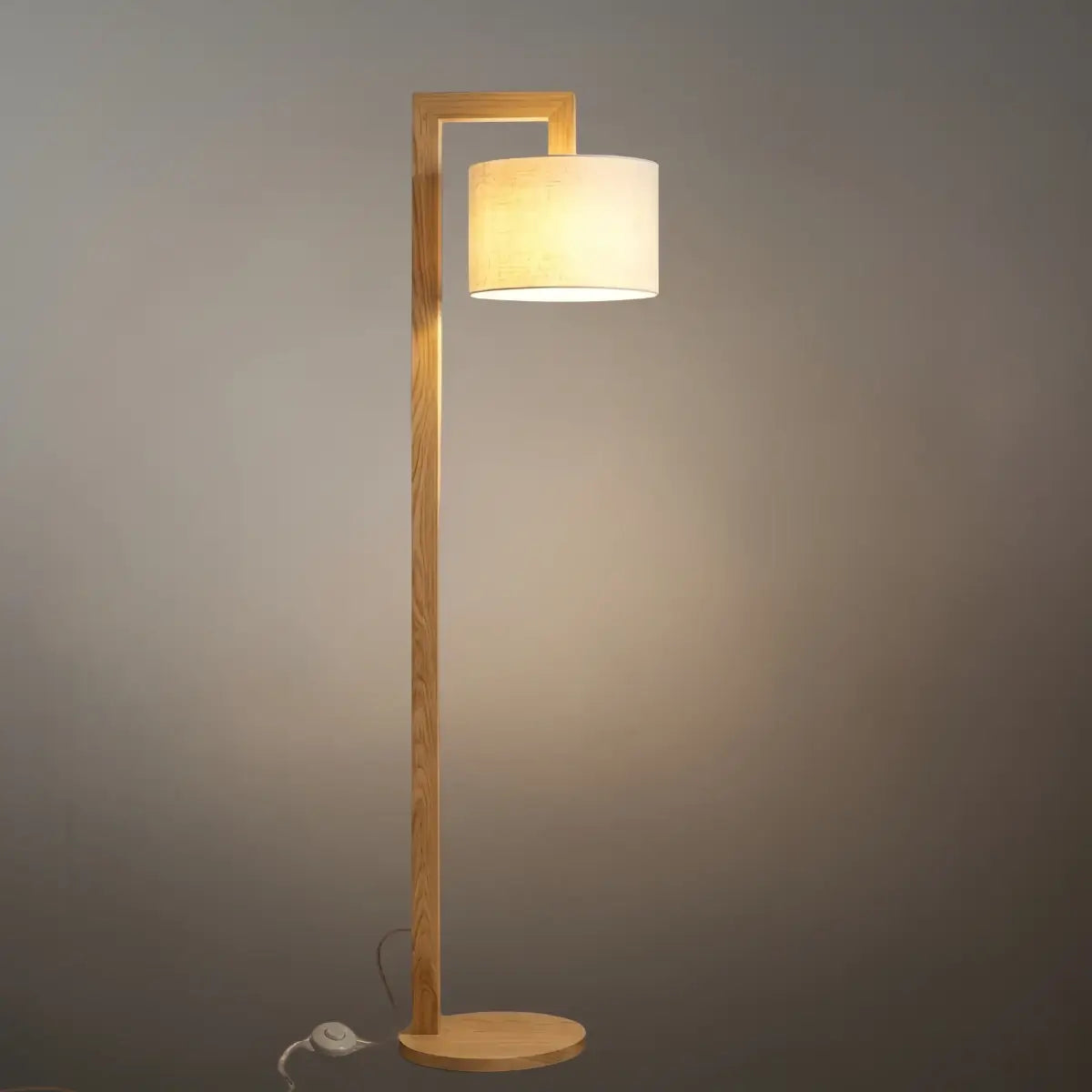 Nordic Floor Lamp – Wood Log with Hooded Shade for Living Room - Flindria