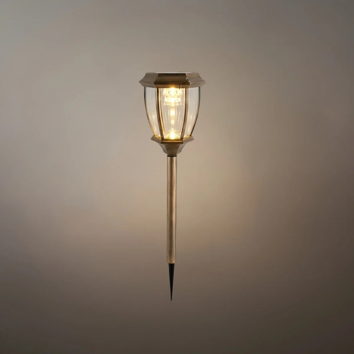 Luces de sendero industriales para exterior - Diseño irregular de metal negro para jardín - Flindria