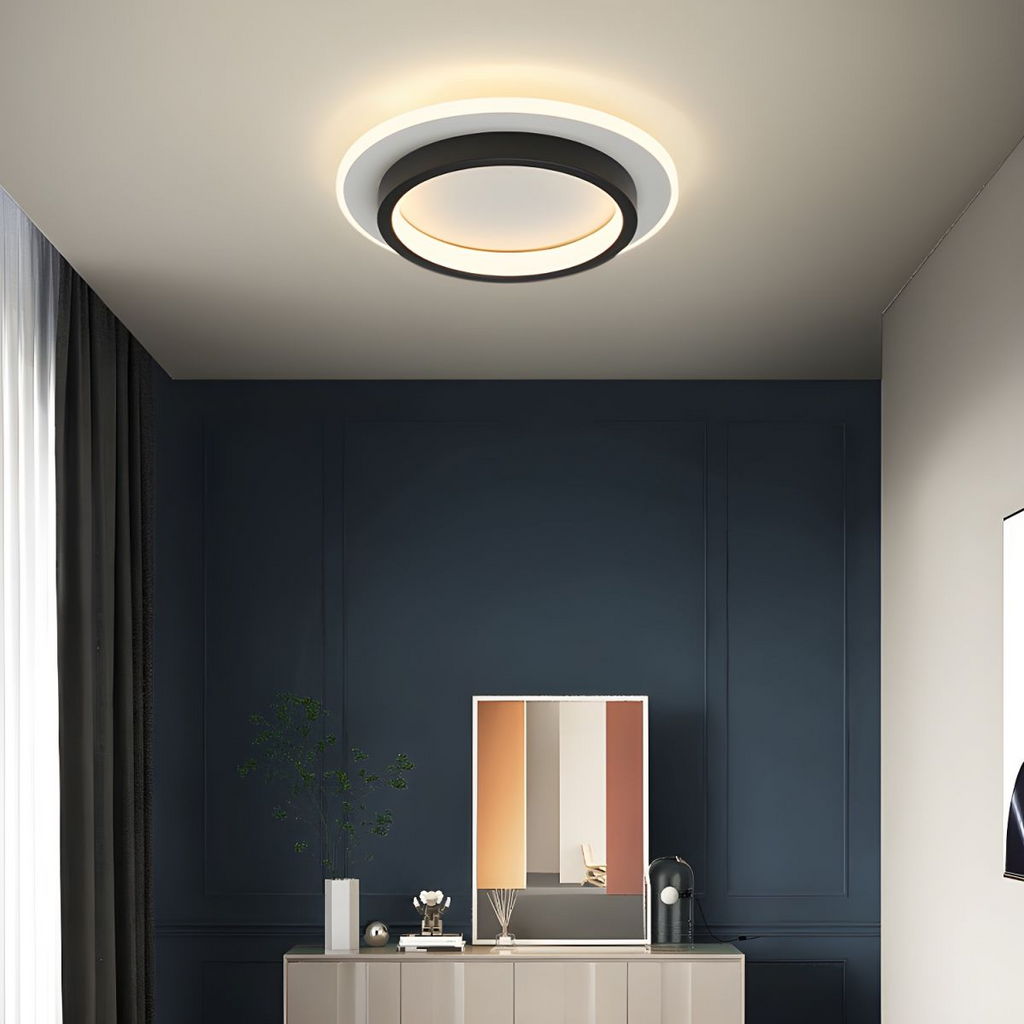 ラウンドLEDシーリングライト — 発光ハローリングアクセント、メタル＆アクリルハウジング、薄型フラッシュマウント