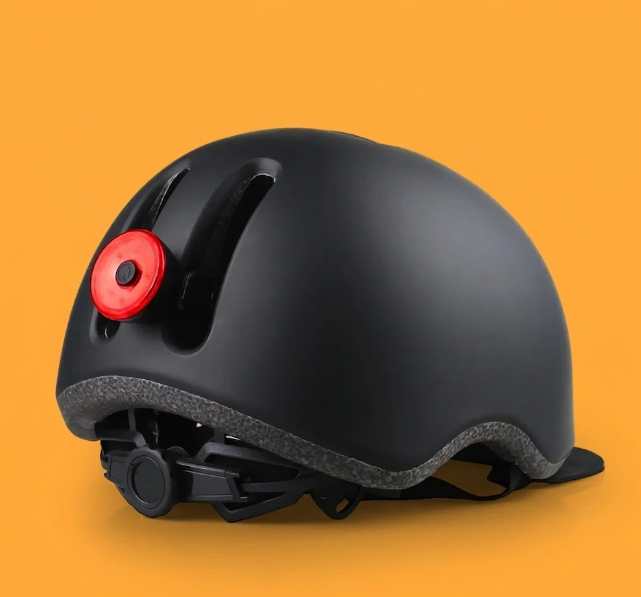 Urban Commuter Helmet — In-Mold PC Shell, Integrated Bug Net