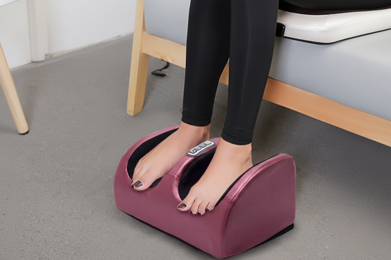 Massageador de pés Shiatsu aquecido com 12 nós — sistema 3D de amassamento profundo dos tecidos