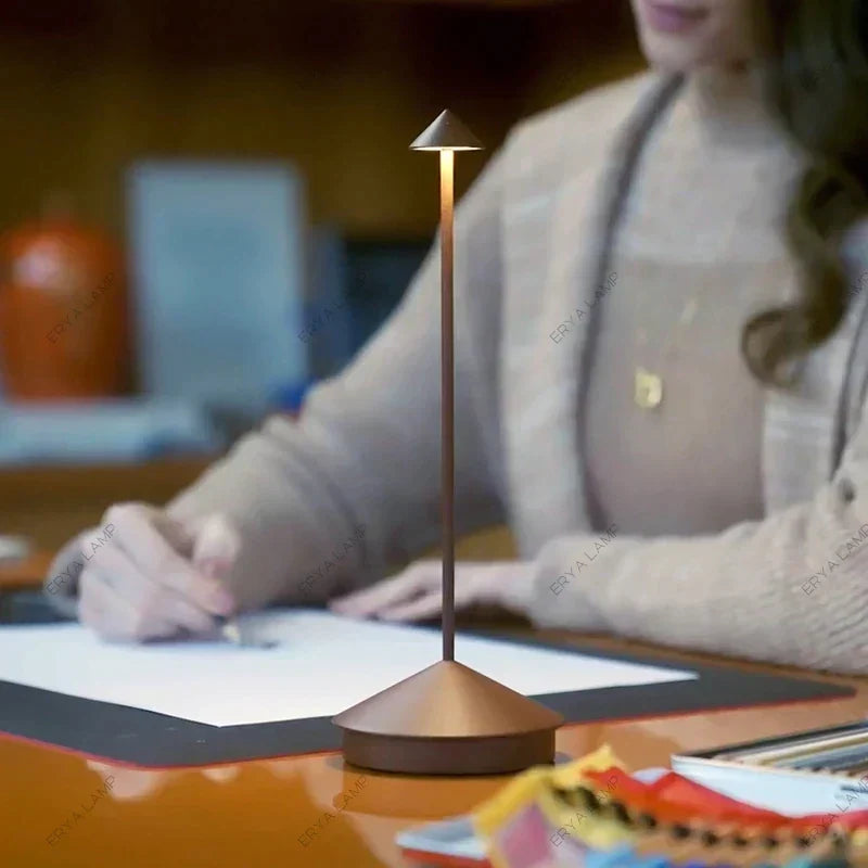 DineArt Glow Creative Table Lamp — Warm Ambient Lighting