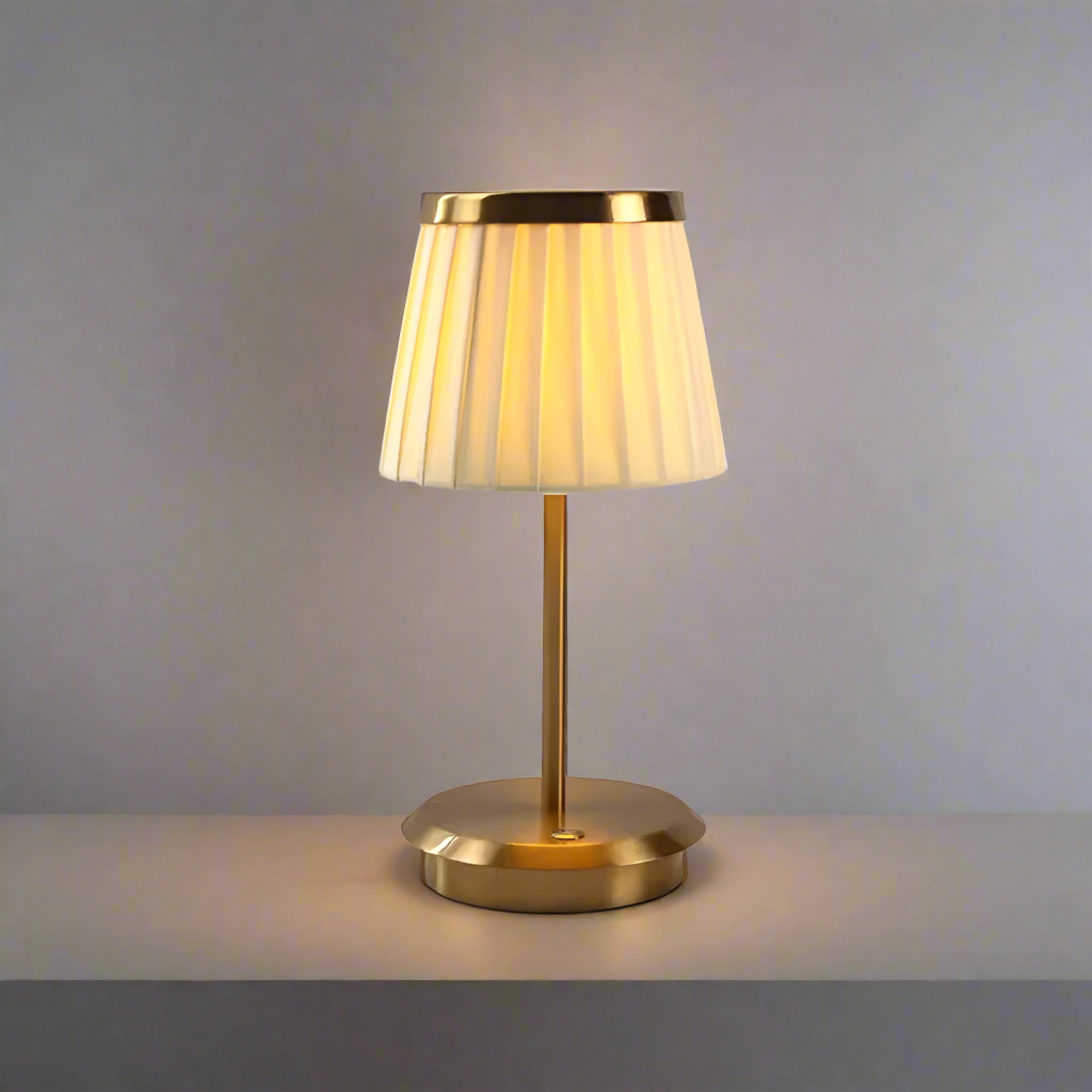 AuroraNook zeitlose Lampe mit Eisenrahmen und Stoffschirm-Edition