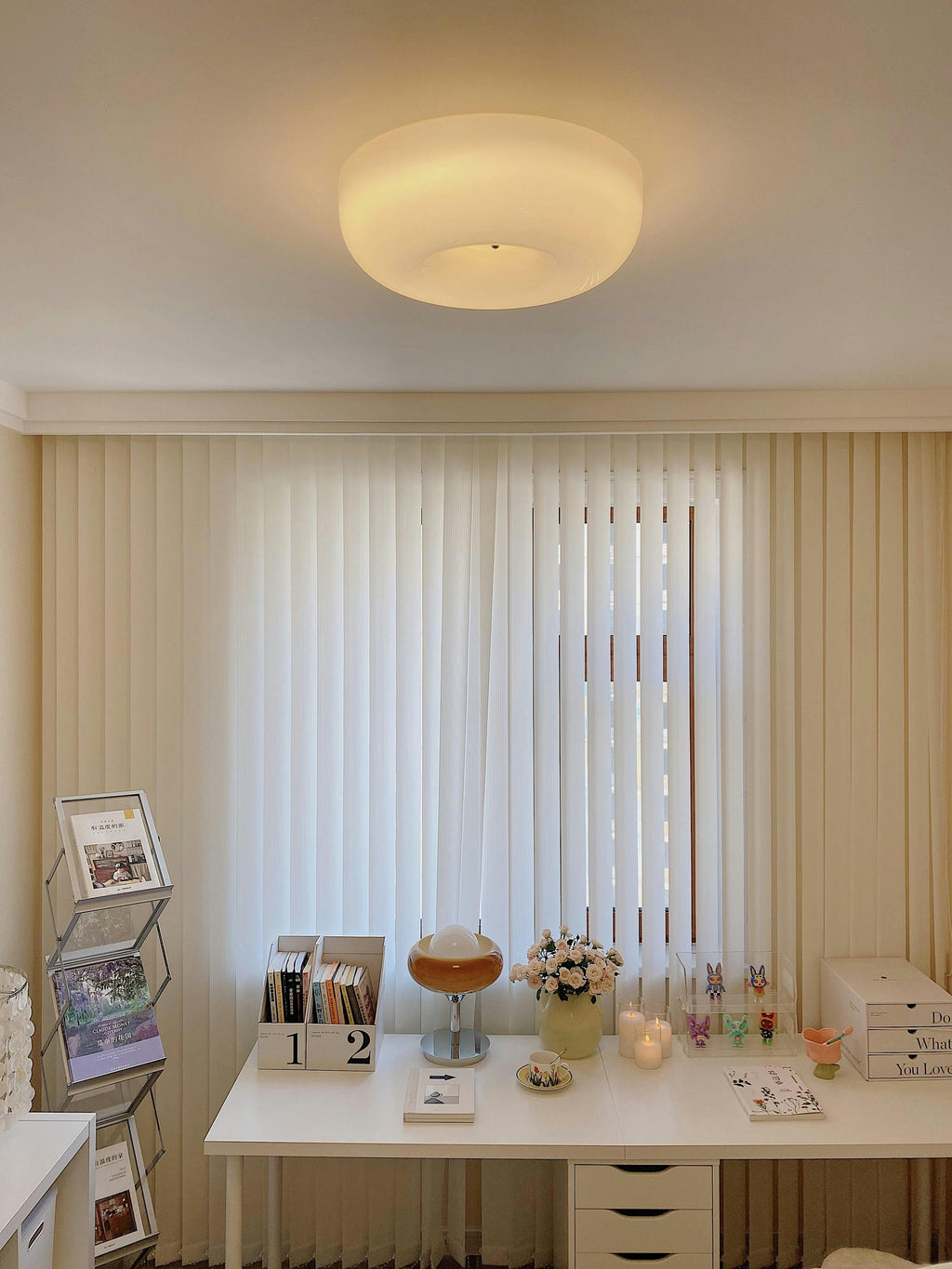 Cream Pudding Milk Glass Ceiling Light — Silver Accent, Dimmable Warm White