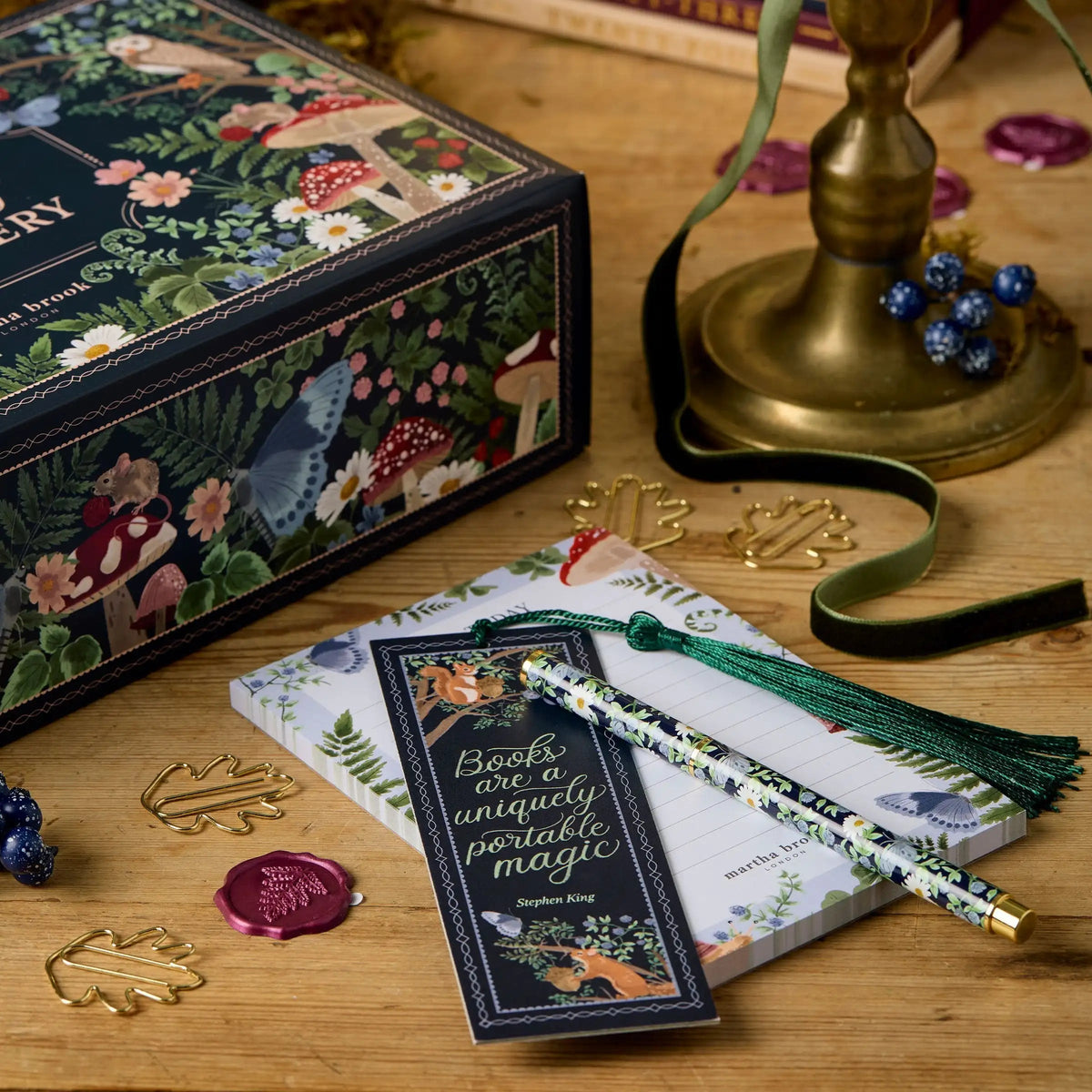 Kreativer Adventskalender von CraftJoy — 24 Überraschungen aus dem Schreibwarenbereich
