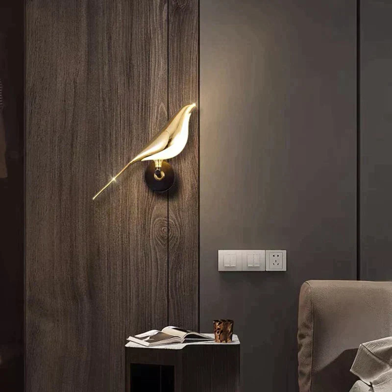 Σκανδιναβικό φωτιστικό τοίχου LED LumiBird με πουλί — Σκανδιναβικός σχεδιασμός