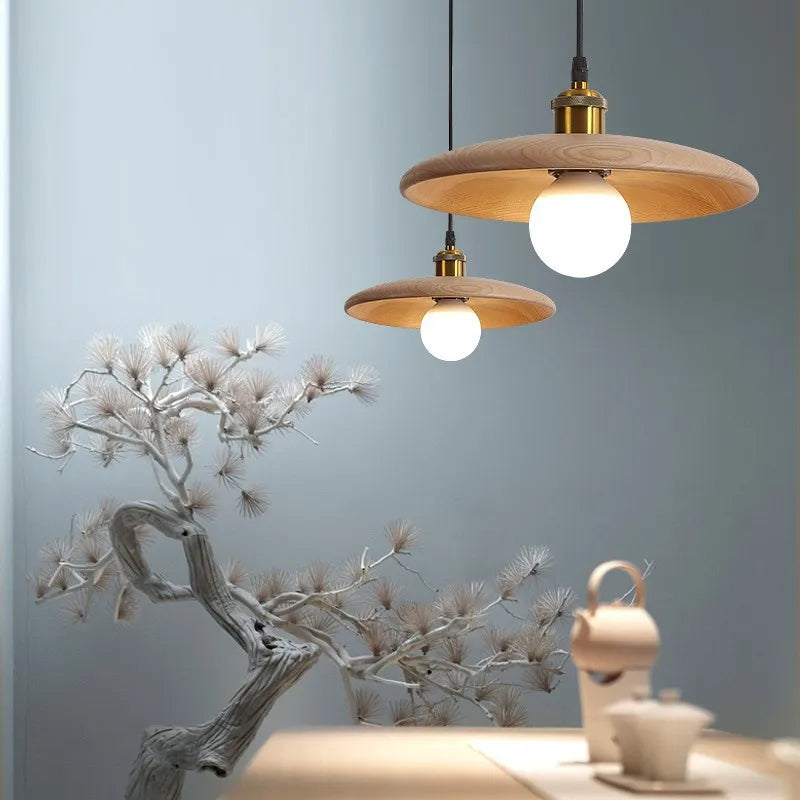 Kestrelwood Nordic Holz Pendelleuchte mit Kunstglas-LED