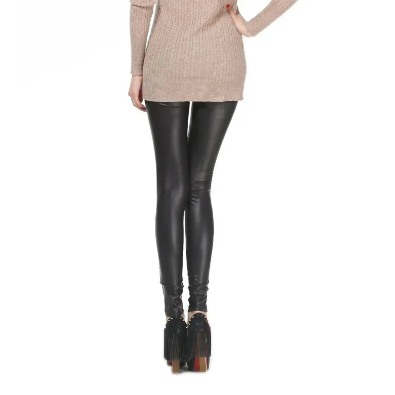 LuxeSculpt High-Waist-Leggings aus flüssigem Leder bis zum Knöchel
