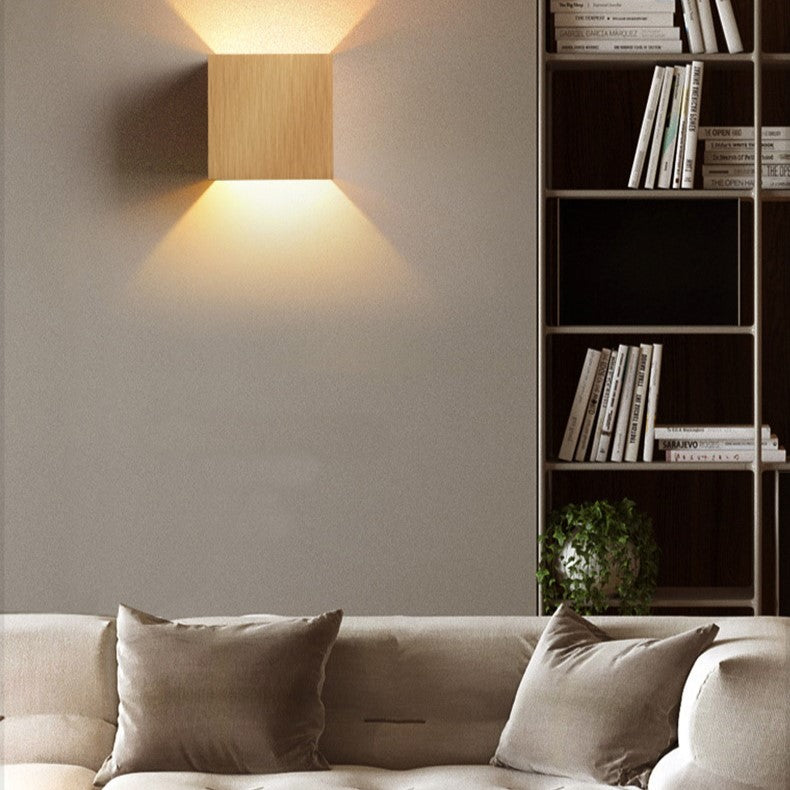 Kortárs, minimalista Asterra skandináv LED-es fali lámpa — lágy fénnyel