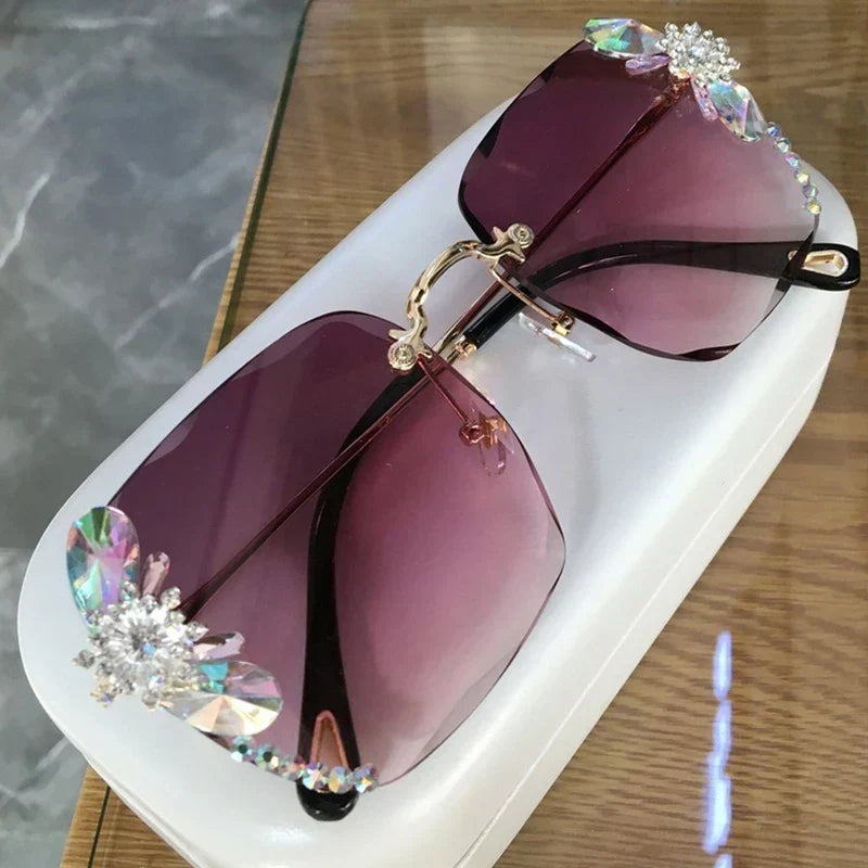 Óculos de sol Atlanta Gem — proteção UV400 com cristais de strass