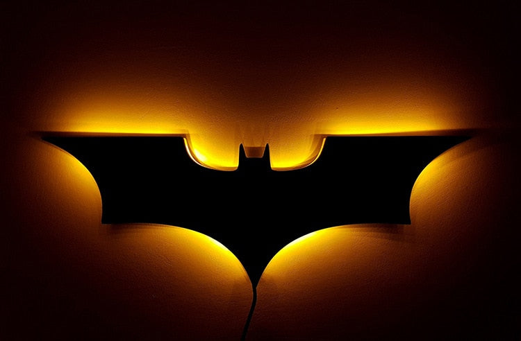 Επιτοίχιο φωτιστικό LED Batman — Ασύρματο τηλεχειριστήριο, αλλαγή χρωμάτων