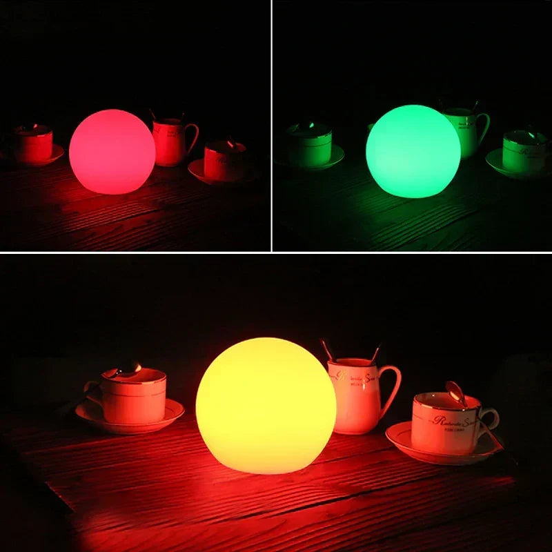 Lampada da tavolo sferica moderna - Illuminazione d'atmosfera elegante