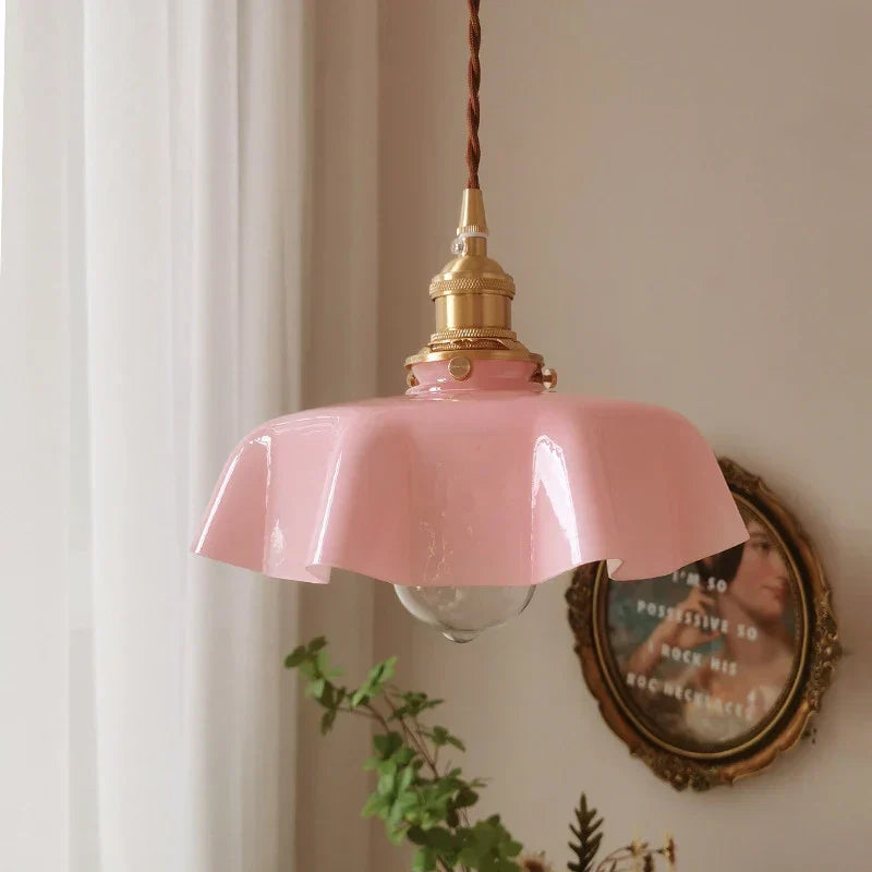 FrenchElegance mosiężna lampa wisząca — klasyczny, ciepły blask