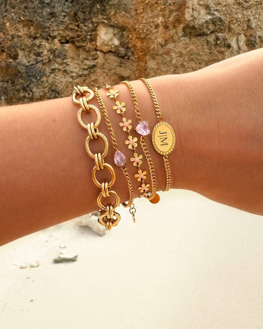 Herzförmiges Geburtssteinarmband — Bedeutungsvolles Schmuckgeschenk