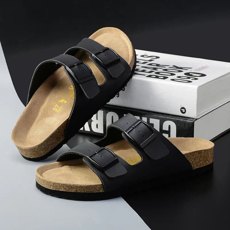 Herren-Ledersandalen für den Sommer — Verstellbare Riemen, bequeme Sohle