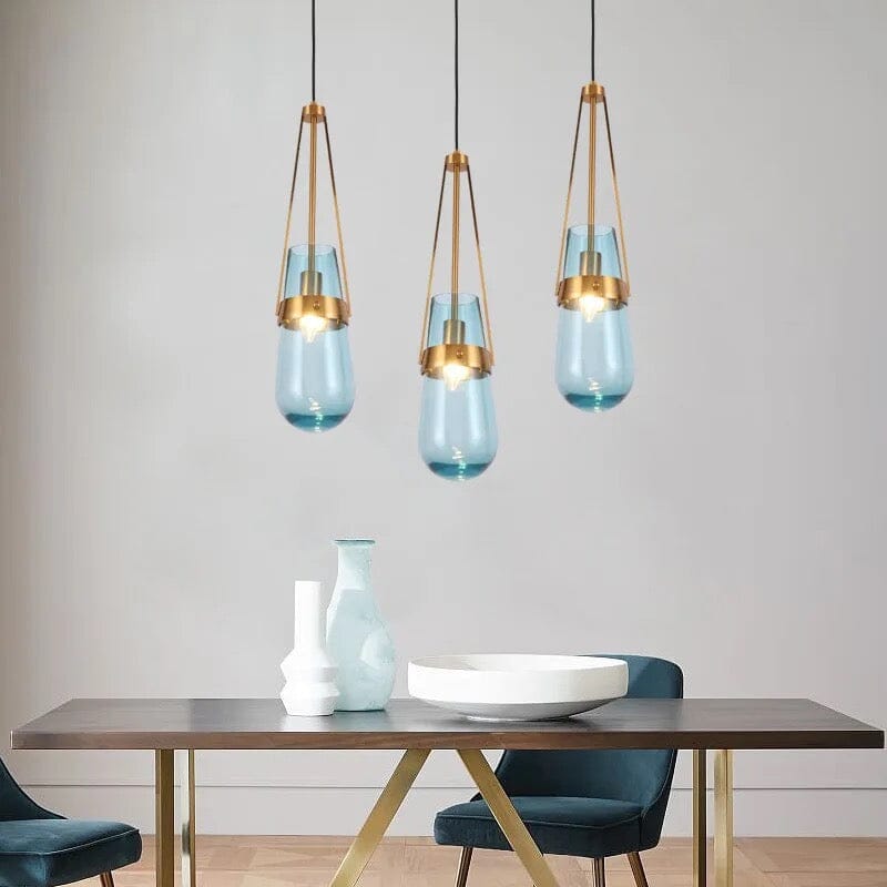 Caelara Pendelleuchte mit Messingakzenten und Himmelglas-Farbton