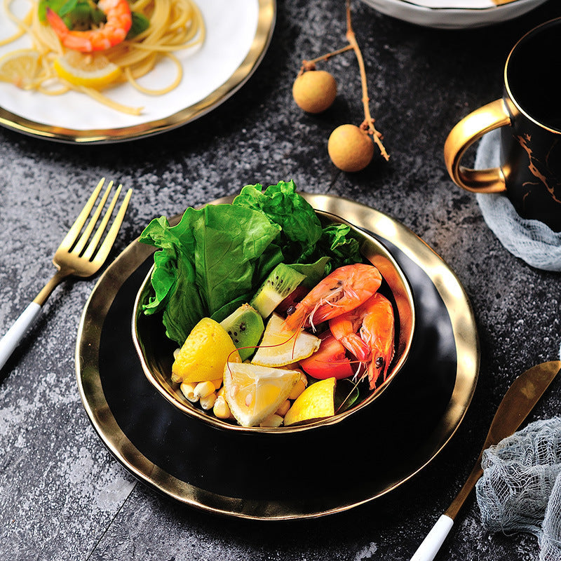 Pearl Plate — Gold-Rimmed Wavy Dinnerware, Cream & Black