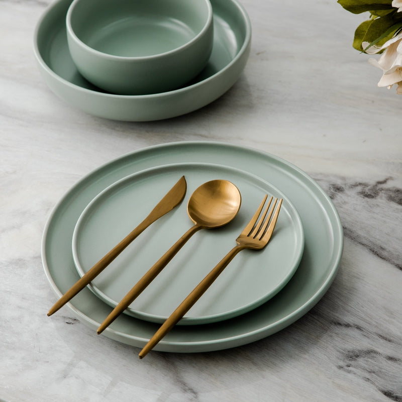 Modern Minimalist Flatware Set — Sleek Clean Design