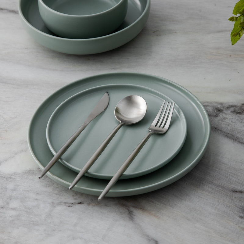 Minimalist Flatware Set — Clean Sleek Lines, Contemporary Design