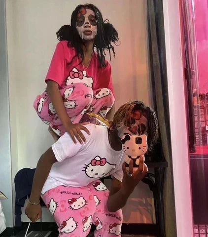 Hello-Kitty-Pyjama — niedliches Schlafanzug-Set zum Wohlfühlen