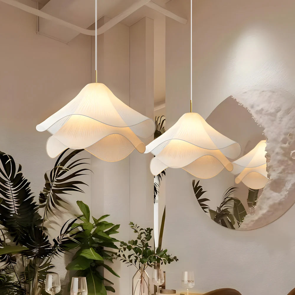Flower Motif Fabric and Metal Ceiling Lamp — E27 Base