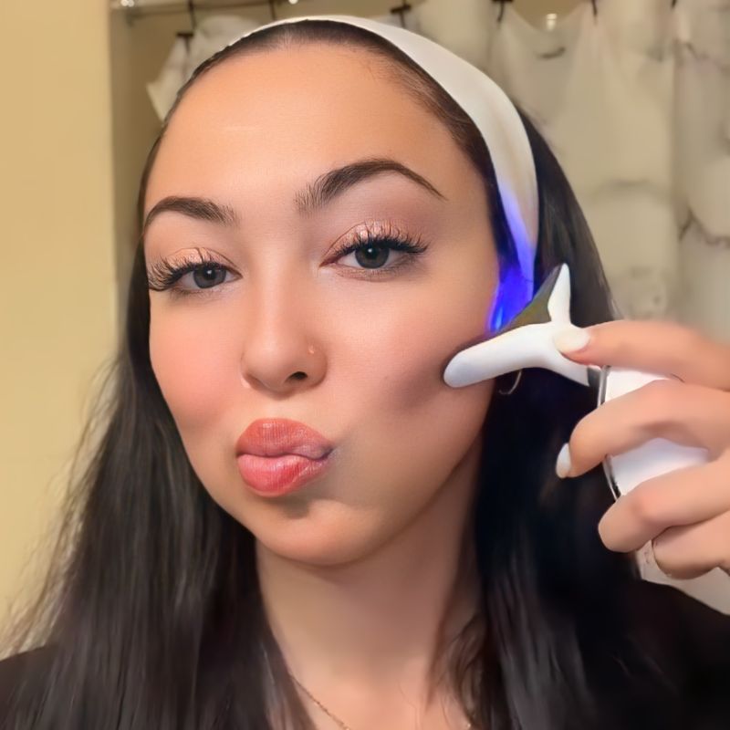 LED Face Sculpting Tool — EMS Light Therapy Skin Lifter