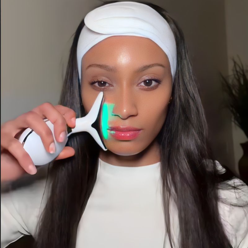 LED Face Sculpting Tool — EMS Light Therapy Skin Lifter